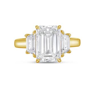 Diana M. Jewels 18kt yellow gold lab grown 6ct emerald diamond ring with trapezoids on the sides
