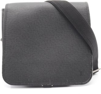 Louis Vuitton Ardoise Black Taiga Leather Shoulder Bag (Pre-Owned)