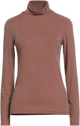 Majestic Filatures TOPS - T-shirts auf YOOX.COM