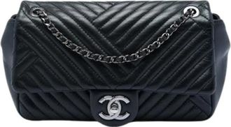 Chanel Pre-owned Quilted Lambskin Shoulder Bag - Dames - Vintage Schoudertas - Zwart - ONE Size - Leer - Vintage