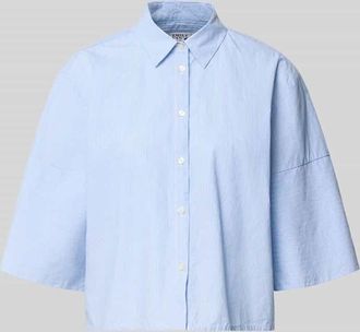 Emily van den Bergh Boxy Fit Bluse aus Baumwolle mit Knopfleiste in Bleu, Gr&ouml;&szlig;e 36