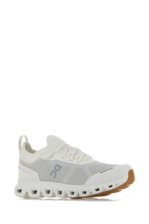 On Running Cloud 6 Versa Sneaker - White