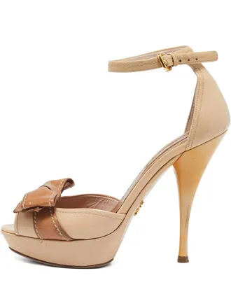 【XIAO】PRADA Leather Strap Heels Prada High-heeled patent leather sandals for Women - White