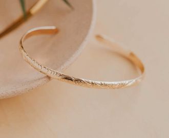 Hello Adorn Womens Flora Cuff Bracelet In Yellow Gold