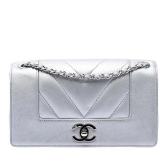 Chanel Pre-owned Chevron Quilted Crossbody Bag - Dames - Vintage Schoudertas - Grijs - ONE Size - Leer - Vintage