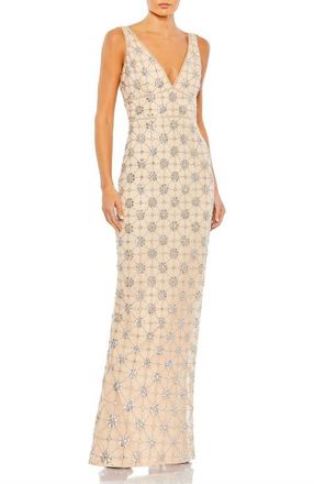 Mac Duggal Sleeveless Hand Beaded V-neck Gown in Nude Silver at Nordstrom, Size 14