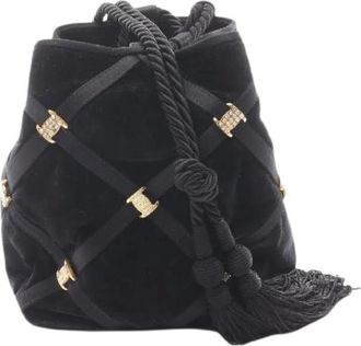 Ferragamo Pre-owned Bucket Bags, female, Black, Size: ONE SIZE Pre-owned Vara Fabric Shoulder Bag