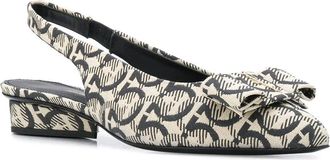 Ferragamo Vara Leather Pump