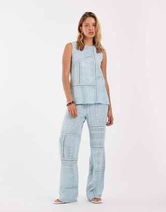 Object Pantaloni alluncinetto e patchwork in pizzo celeste in coordinato-Blu