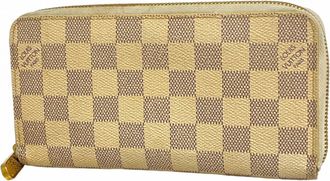 Louis Vuitton White Long Wallet (Bi-Fold) (Pre-Owned)