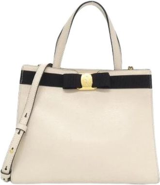 Ferragamo Pre-owned Calf Handbag - Dames - Vintage Schoudertas - Beige - ONE Size - Leer - Vintage