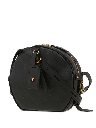 Louis Vuitton 2020s Boîte Chapeau empreinte-monogram crossbody bag - Zwart