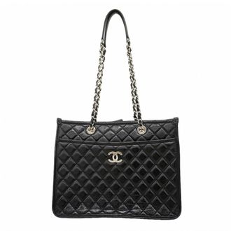 Chanel Black Leather Tote Bag (Pre-Owned)