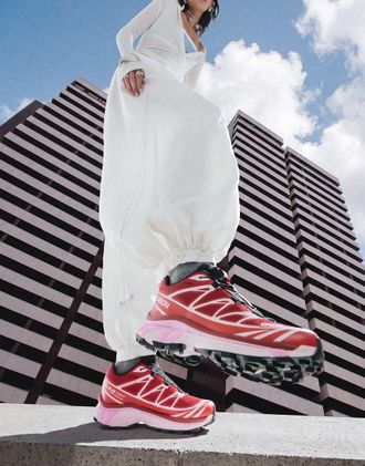 Salomon XT-6 sneakers in lava falls and icy pink in esclusiva per ASOS-Rosso