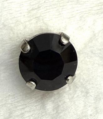 Mariana Womens Studs Earrings In Black
