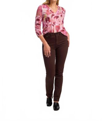 FDJ Thana Three Quarter Sleeve V-Neck Top In Gallery Print