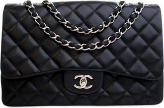 Chanel Borsa a spalla Classic Jumbo in pelle di agnello con battente singolo 2009-2010 - Nero