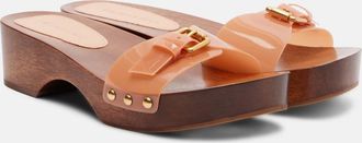 Farm Rio Zuecos con tachuelas