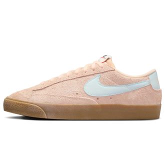 Nike Nike Womens Blazer Low 77 VNTG Sneaker, Crimson Tint/Glacier, 6.5