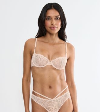 Triumph Balconette-BH TRIUMPH That Night In Vegas, Damen, Gr. 70, Cup F, porcelain, Mesh, Obermaterial: 83% Polyamid, 17% Elasthan, BHs Balconette-BH, Komfort