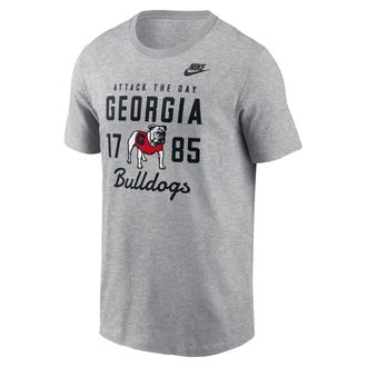 Nike Georgia Legacy Stacked Est Nike Mens College T-Shirt in Grey | N19906GUGV-AZ2