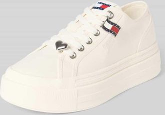 Tommy Jeans Low Top Sneaker aus echtem Rindsleder in Ecru, Gr&ouml;&szlig;e 36