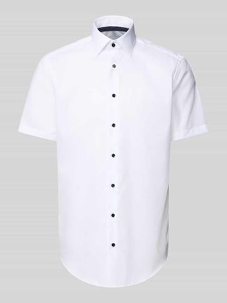 Christian Berg Regular Fit Business-Hemd mit Kentkragen in Weiss, Größe 43/44