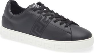 スニーカー Low Top Sneakers - Versace - Leather - Black VERSACE VERSUS Lion Head Men's Black Leather Low Top