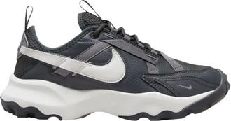 Nike Tc 7900 Donkergrijze Sneakers