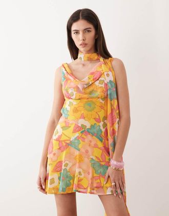 Never Fully Dressed Sophie - Vestito corto in chiffon giallo a fiori con scollo ad anello e foulard-Multi