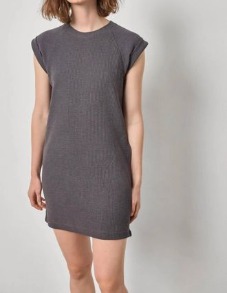 Lilla P Saddle Sleeve Shift Dress In Granite
