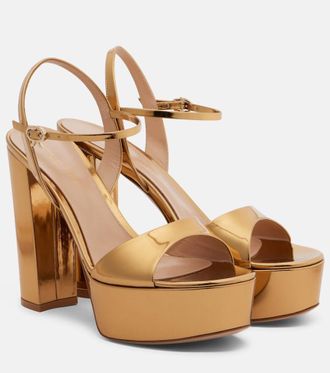 Gianvito Rossi Sandali Marlena in pelle metallizzata con plateau