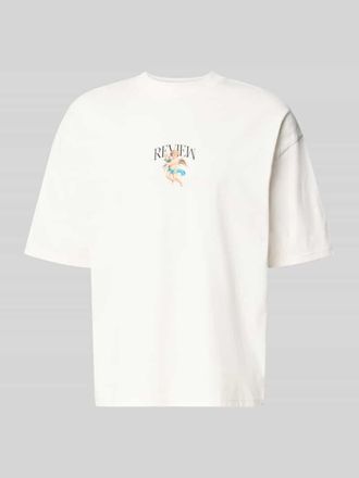 Review T-Shirt mit &uuml;berschnittenen Schultern in Offwhite, Gr&ouml;&szlig;e XXL
