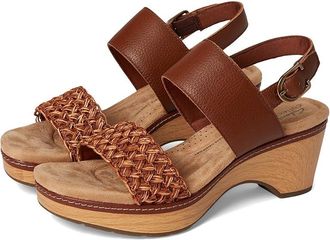 Clarks Seannah Step Womens Sandals Tan Leather : 8.5 B - Medium, Leather/Rubber