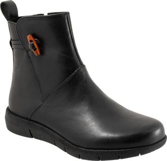 Softwalk Adelaide Bootie in Black at Nordstrom, Size 10.5