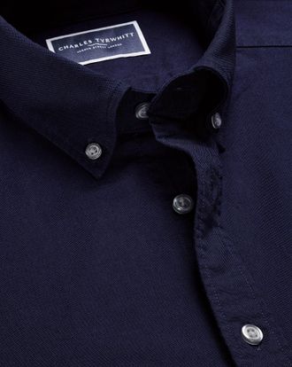 CHARLES TYRWHITT Stretch Washed Oxford Cotton Shirt - Dark Blue Size Medium by Charles Tyrwhitt