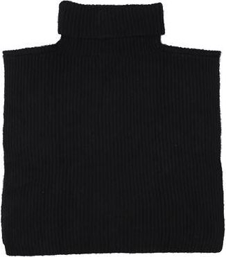 Lisa Yang ACCESSORI - Sciarpe su YOOX.COM