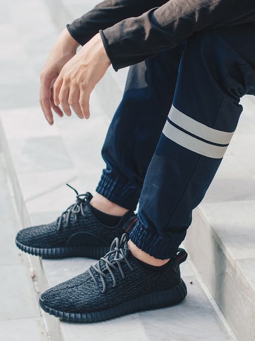 All Black Sneaker - Das sind die besten Modelle des Jahres