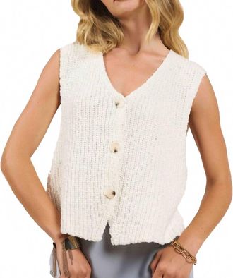 Sadie & Sage Arlo Cardio Vest With Buttons In White
