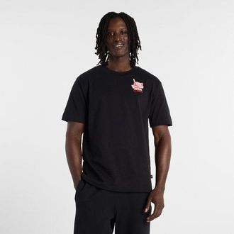New Balance Mens Ramen T-Shirt in Black Cotton, size X-Large