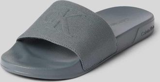 Calvin Klein Badeschuhe mit Logo-Detail in Hellgrau, Gr&ouml;&szlig;e 41