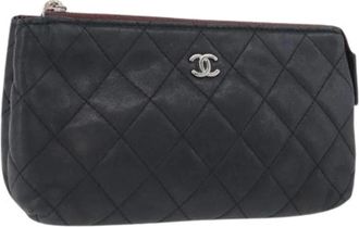 Chanel Pre-owned Clutches, female, Black, Size: ONE SIZE Pre-owned Vintage Leather Clutch