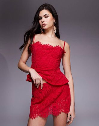 AFRM Presley - Minigonna rossa in pizzo con fondo smerlato in coordinato-Rosso