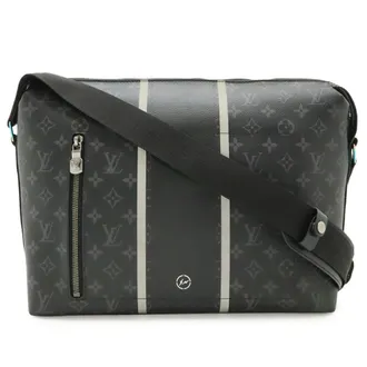 Louis Vuitton Monogram Eclipse Canvas Messenger Bag Shoulder Bag (Pre-Owned)