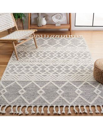 Safavieh Natura Wool Rug