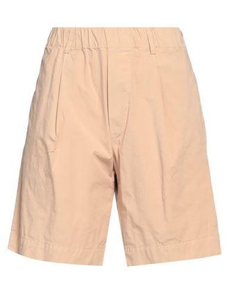 Truenyc Shorts & Bermuda Shorts