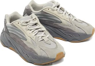 Yeezy by Kanye West Sneakers Boost 700 V2 - Grigio