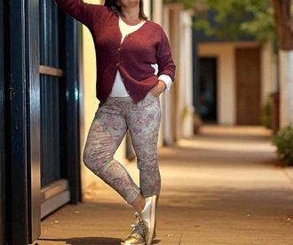 Made in Italy Floral Fusion Italian Slim Fit Pants In Soft Pink / Beige