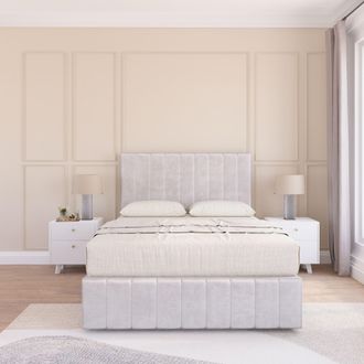 Sloomy California Divan Bed Set With No drawers & Matching Footboard - Plush Velvet in Silver | Size: Small Double