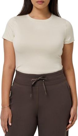 Travis Mathew Skyloft Light Performance T-Shirt in Heather Brazilian Sand at Nordstrom, Size X-Large